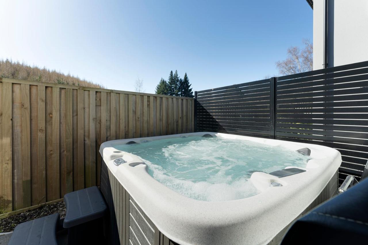 Arthurs Point Retreat - With Hot Tub クイーンズタウン エクステリア 写真
